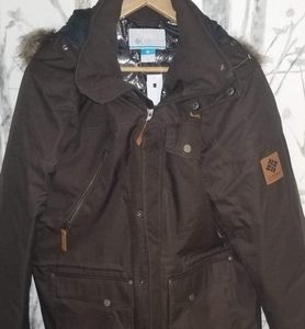 Ladies Brown Columbia winter coat